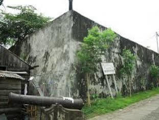 Archie Hotel Ternate Island Exterior foto
